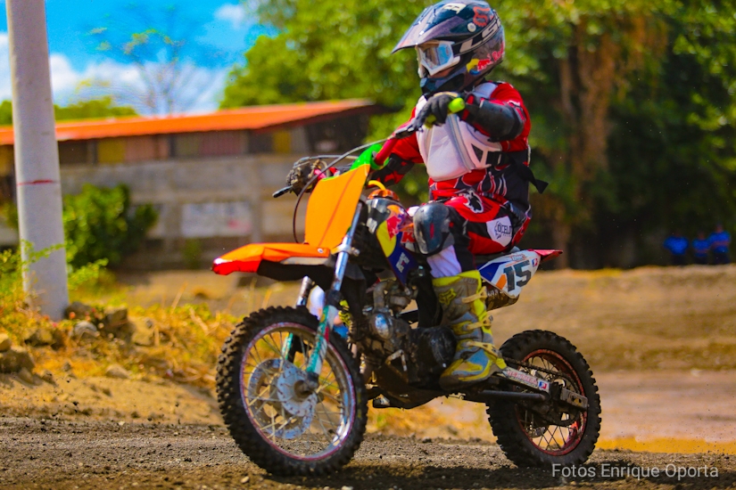 MOTO1